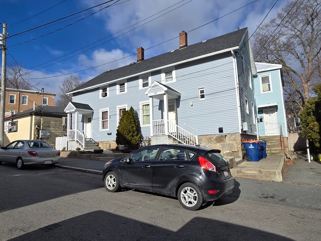 67-69 Austin St, New Bedford MA 02740