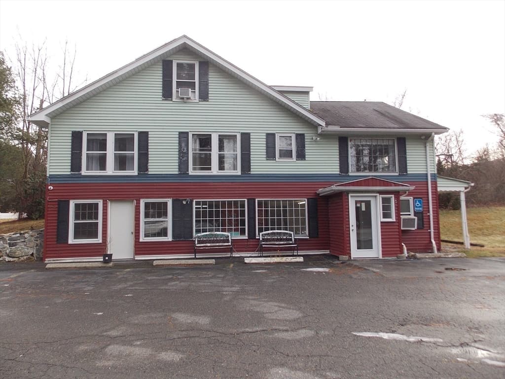 150 Framingham Rd, Southborough MA 01772