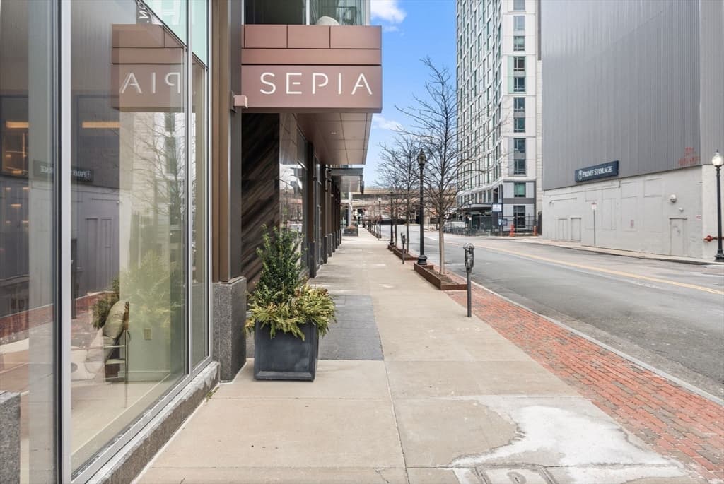 Condominium at 32 Traveler St # 411, Boston MA 02118, photo 10 of 19
