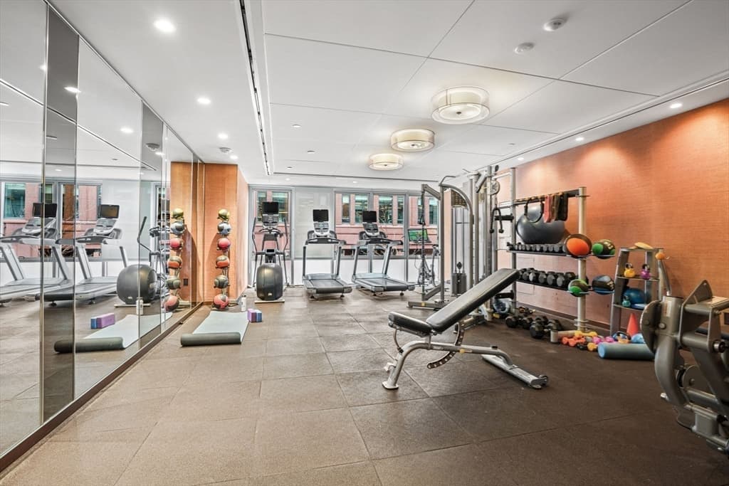Condominium at 32 Traveler St # 411, Boston MA 02118, photo 15 of 19