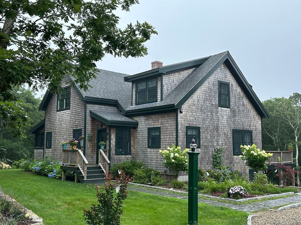 96 Hammett Ln, Chilmark MA 02535