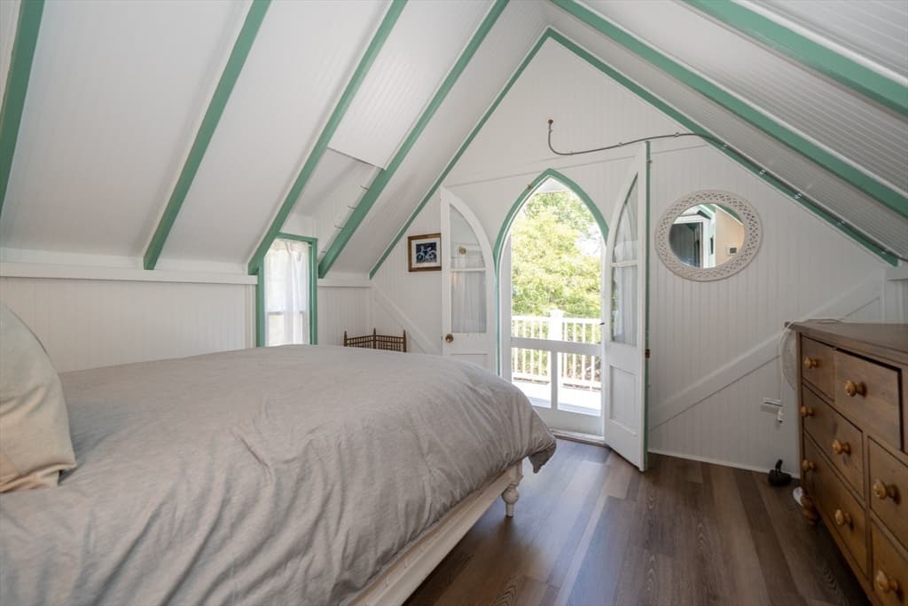 Single Family Residence at 9 Brunswick, Oak Bluffs MA 02557, photo 26 of 36