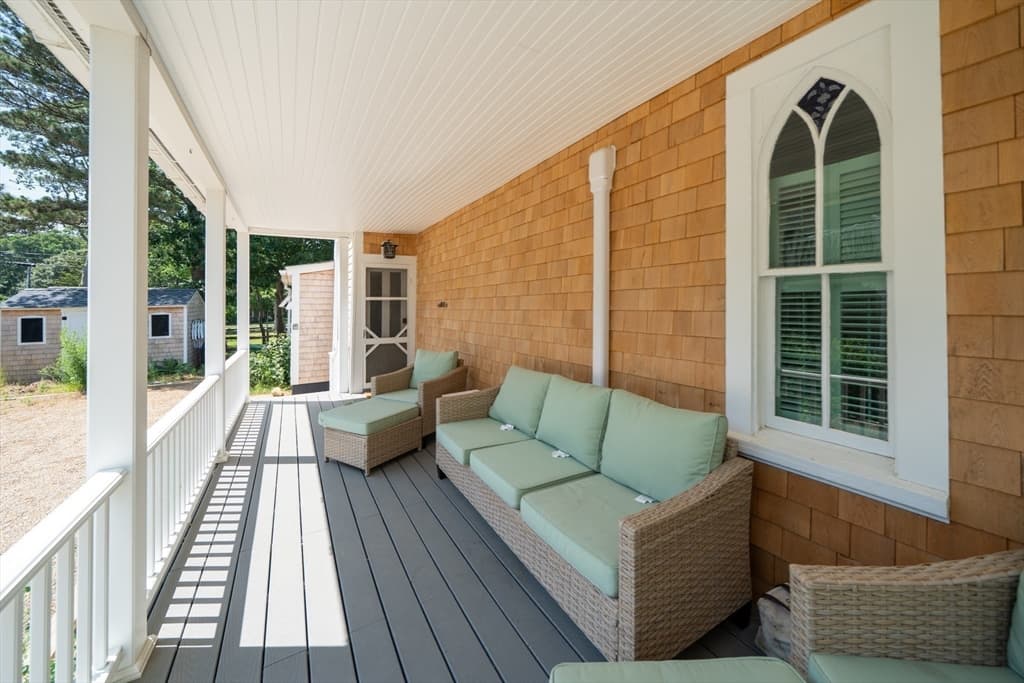 Single Family Residence at 9 Brunswick, Oak Bluffs MA 02557, photo 19 of 36