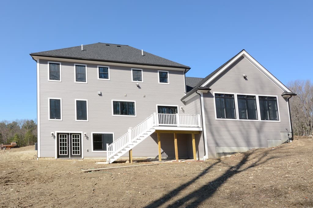 Single Family Residence at 37 Bayliss Way, Uxbridge MA 01569, photo 38 of 40