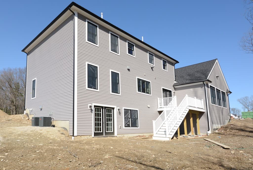Single Family Residence at 37 Bayliss Way, Uxbridge MA 01569, photo 37 of 40