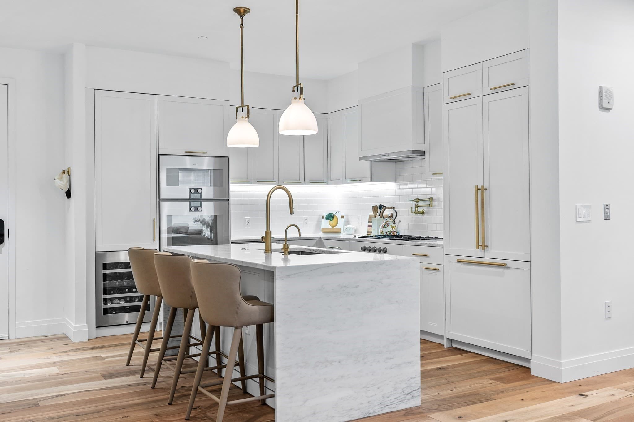 Condominium at 300 Pier 4 Blvd, Boston MA 02210, photo 3 of 28