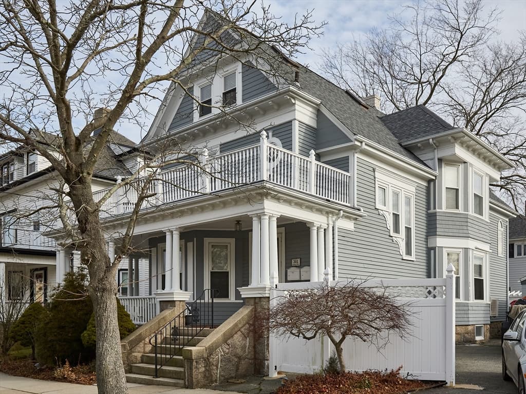 301 Madison, Fall River MA 02720
