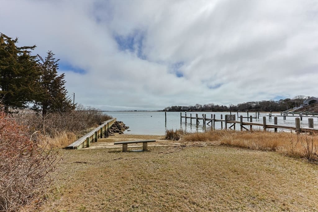 Single Family Residence at 33 Oyster Place Road, Barnstable MA 02635, Barnstable, photo 28 of 30