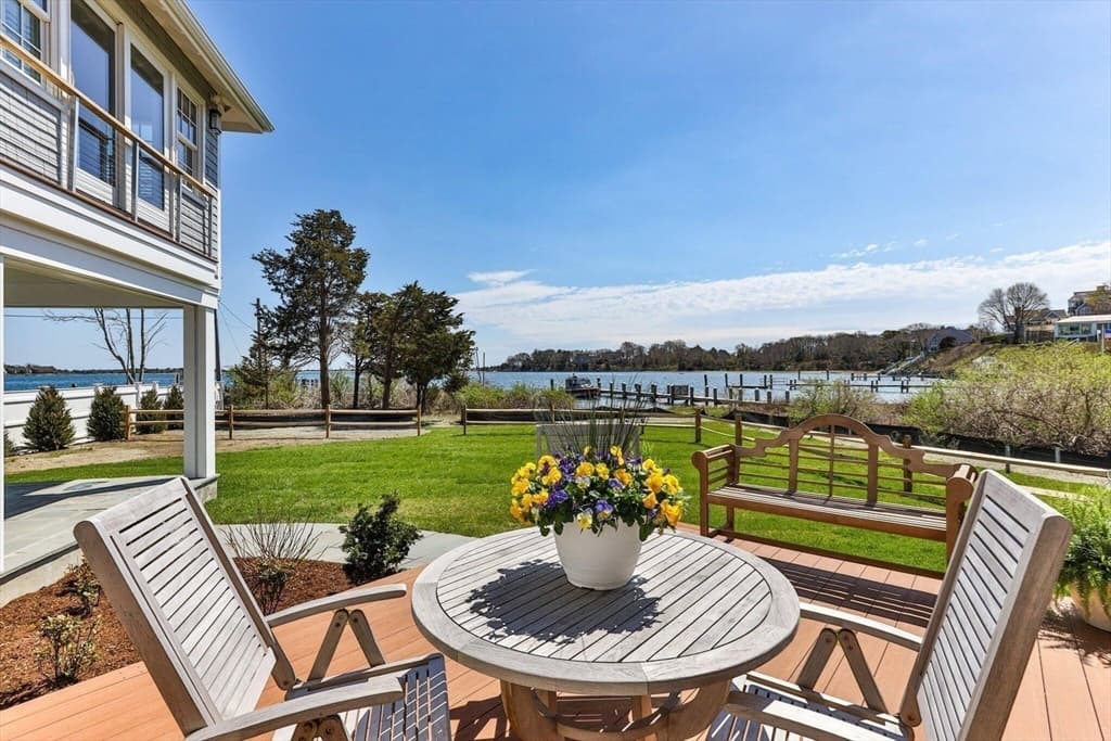 Single Family Residence at 33 Oyster Place Road, Barnstable MA 02635, Barnstable, photo 15 of 30