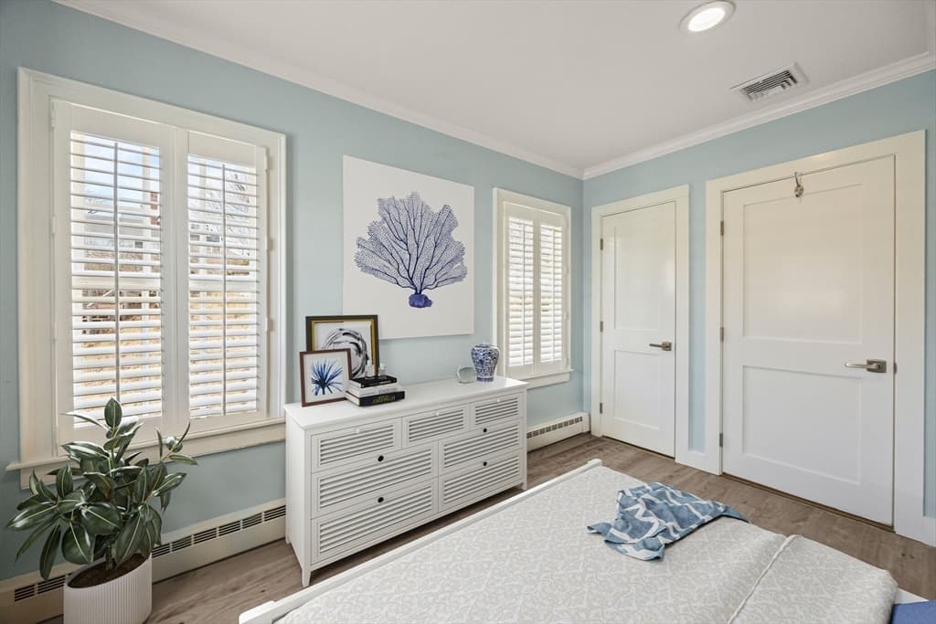 Single Family Residence at 33 Oyster Place Road, Barnstable MA 02635, Barnstable, photo 25 of 30