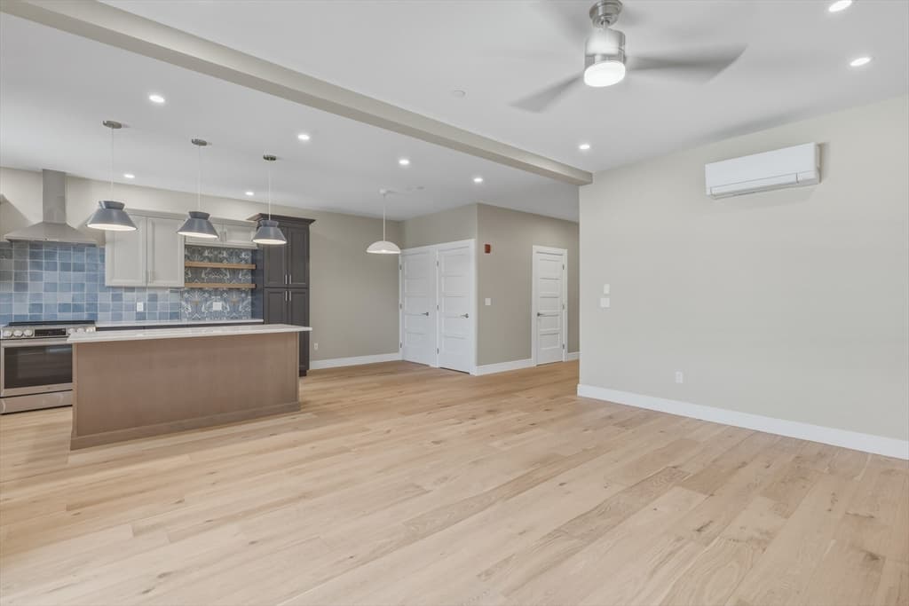 13 Elizabeth Lane # 13, Easthampton MA 01027 photo 6