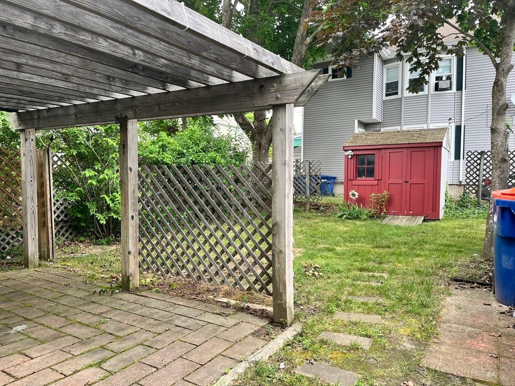 Multi Family at 71 Sycamore St, Fairhaven MA 02719, Fairhaven, photo 3 of 34