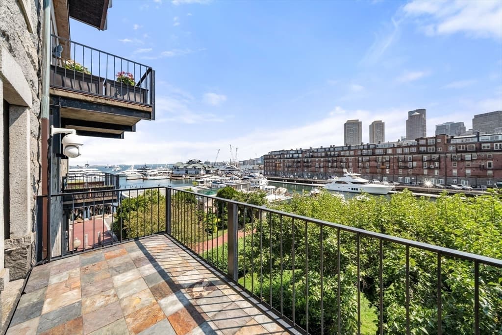 Condominium at 28 Atlantic Ave # 436, Boston MA 02110, photo 32 of 38