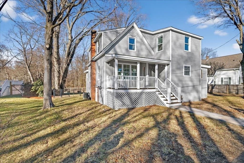 48 Bigelow Ave, Rockland MA 02370