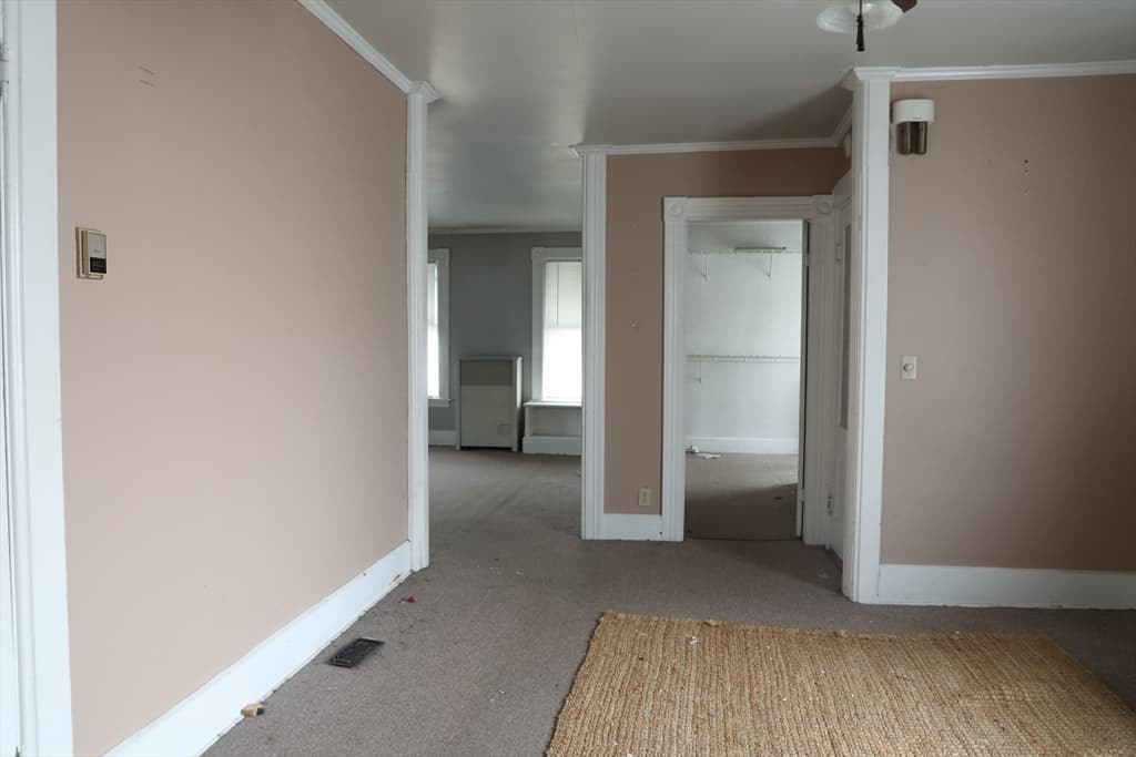 14 Walker St, Leominster MA 01453 photo 11