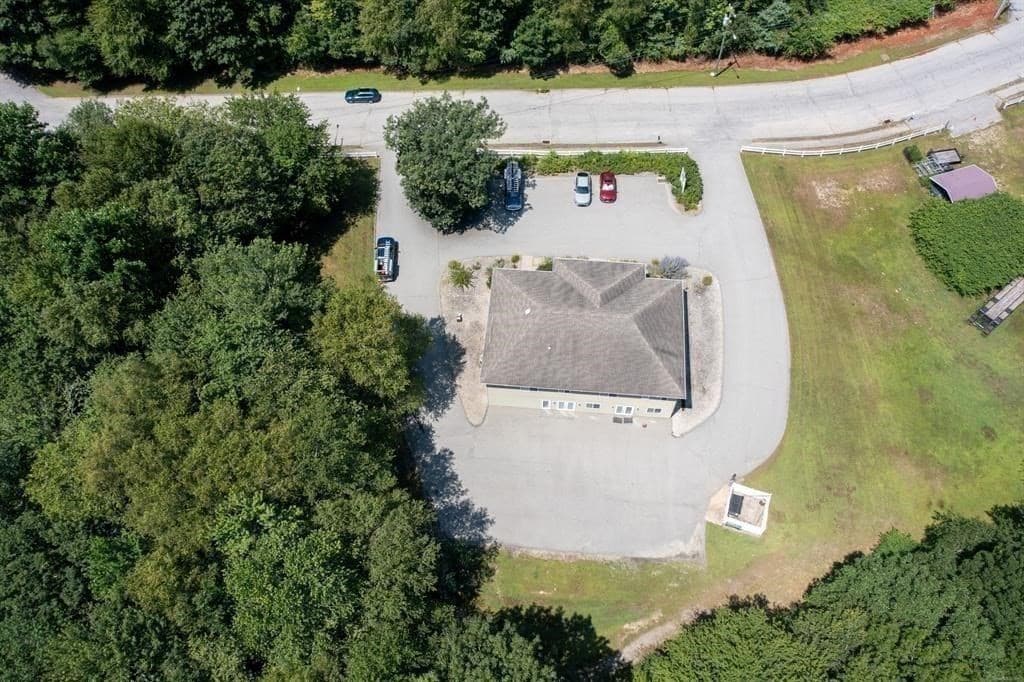 Commercial Sale at 20 Knollwood Drive, Canterbury CT 06331, photo 12 of 16