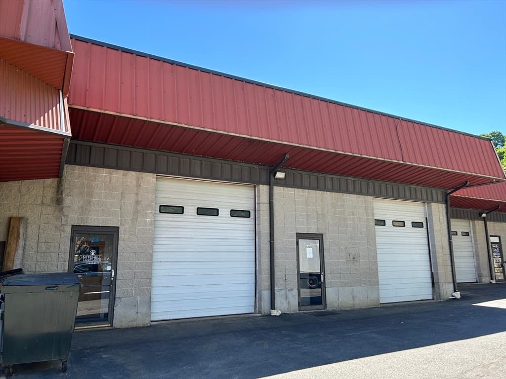 9 Bonazzoli Ave # 27, Hudson MA 01749 photo 4