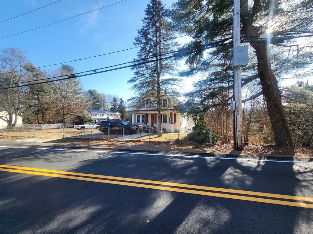 Single Family Residence at 438 School St, Stoughton MA 02072, photo 28 of 29