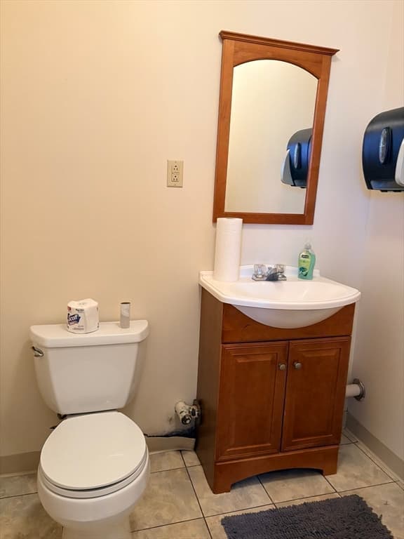 21-35 Agnes, East Providence RI 02914 photo 29