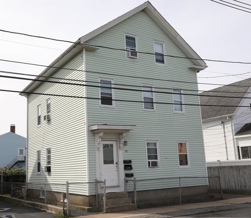41 Northend St, Peabody MA 01960