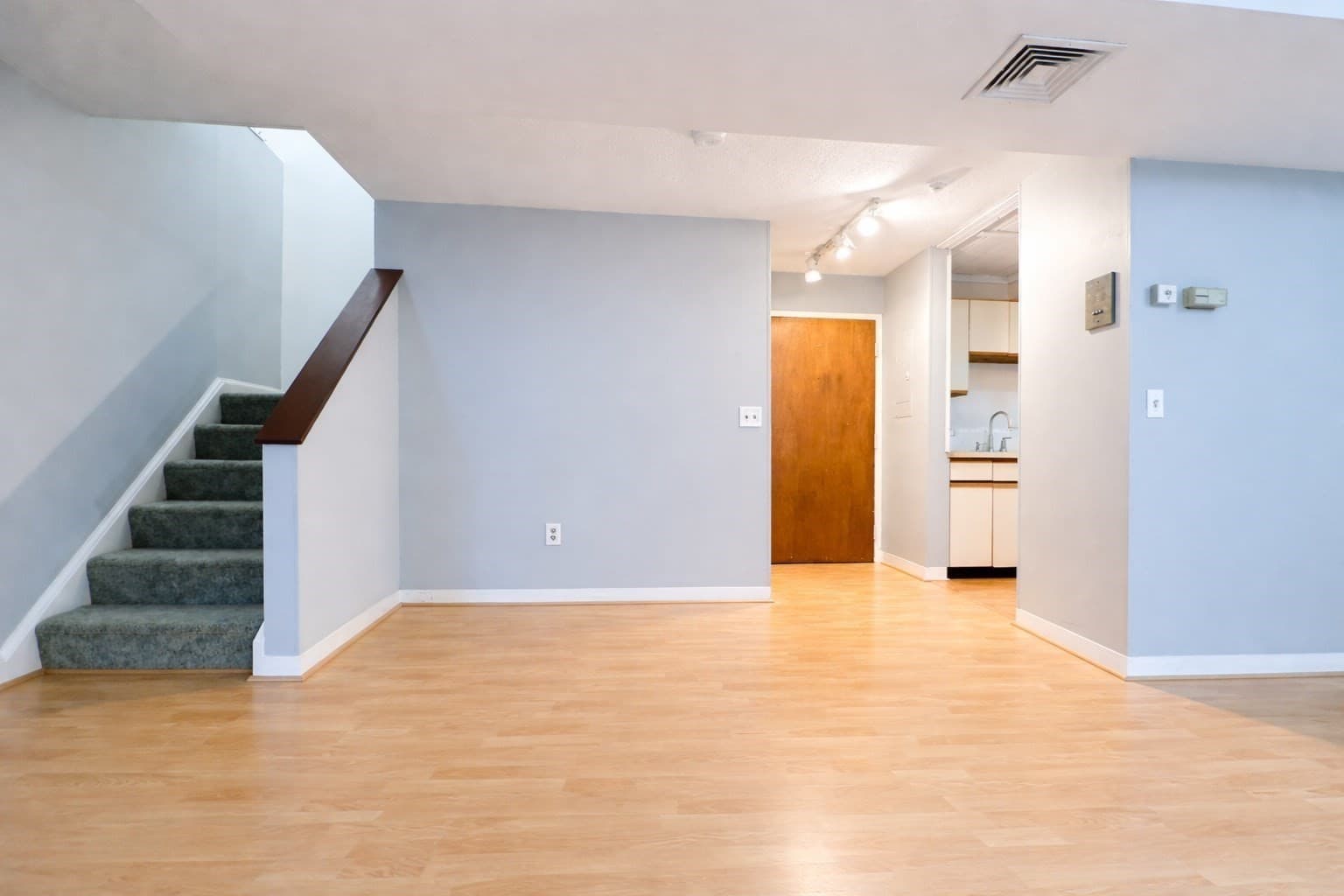 Condominium at 191 Thorndike St # 26, Lowell MA 01852, photo 5 of 12