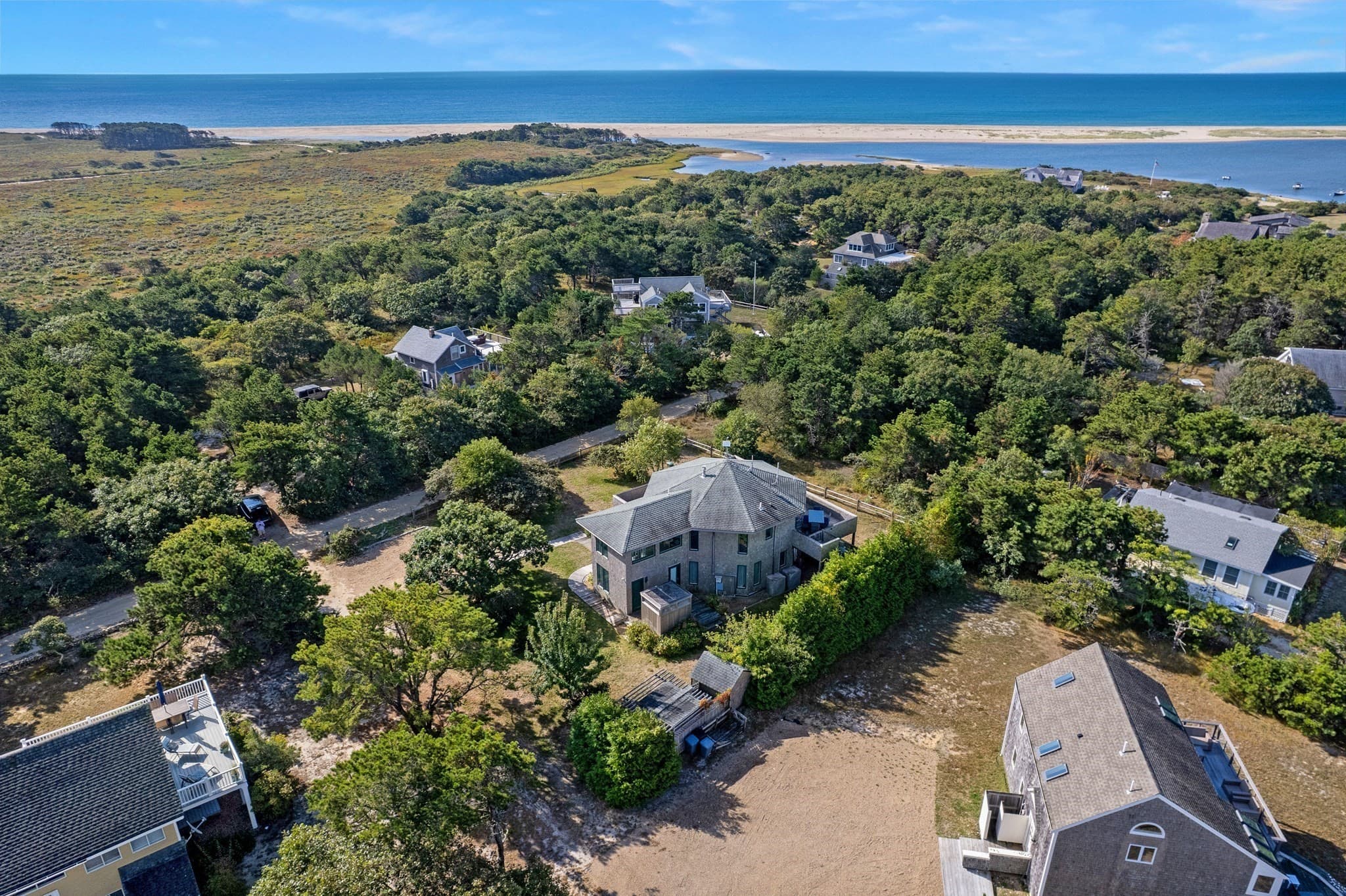 Single Family Residence at 76 Washque Ave, Edgartown MA 02539, Edgartown, photo 3 of 42