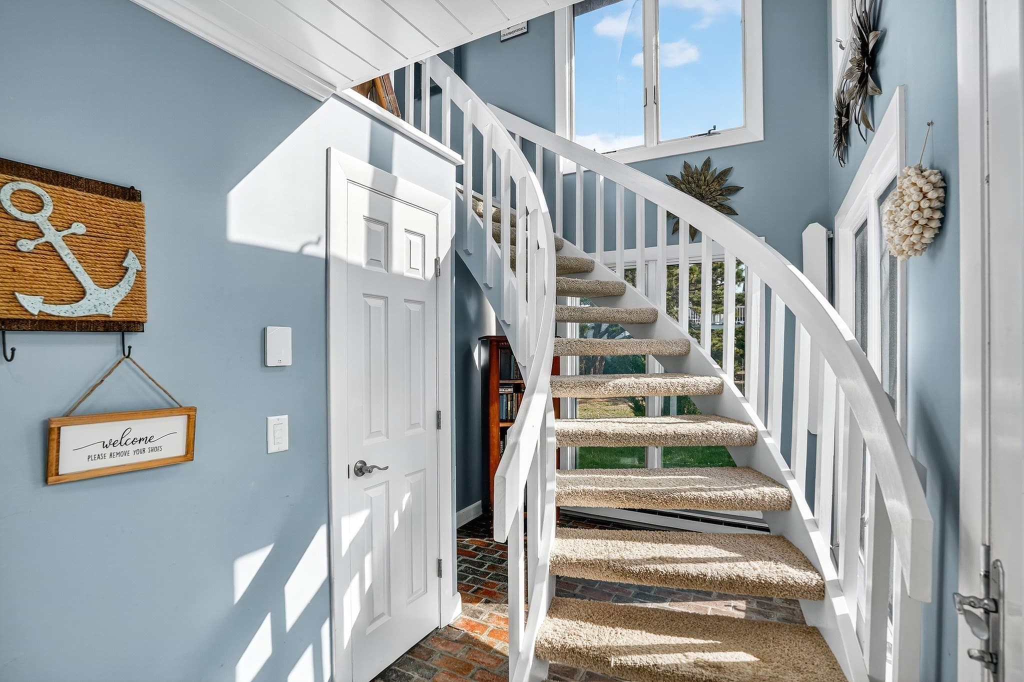 Single Family Residence at 76 Washque Ave, Edgartown MA 02539, Edgartown, photo 10 of 42