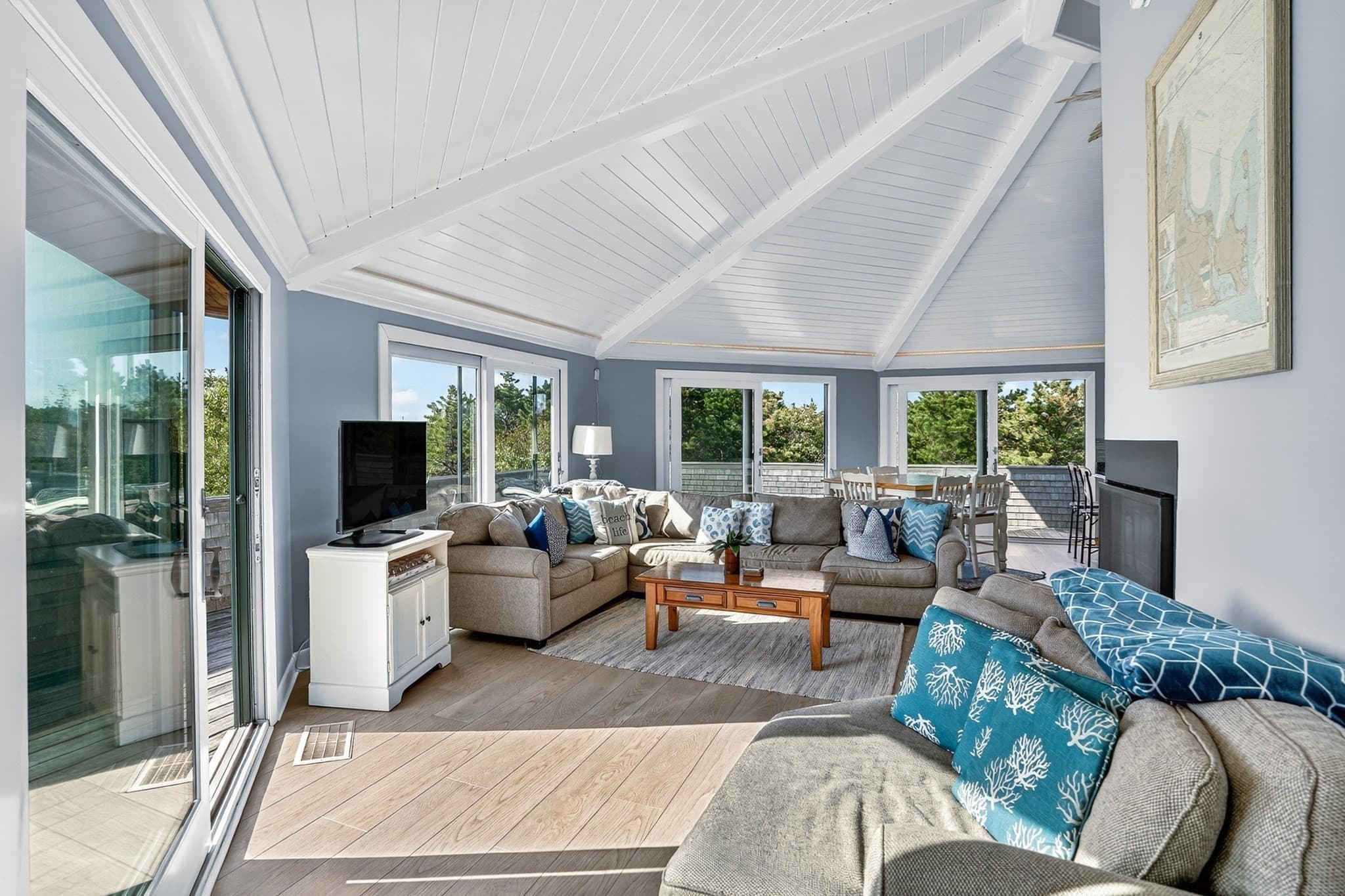 Single Family Residence at 76 Washque Ave, Edgartown MA 02539, Edgartown, photo 14 of 42