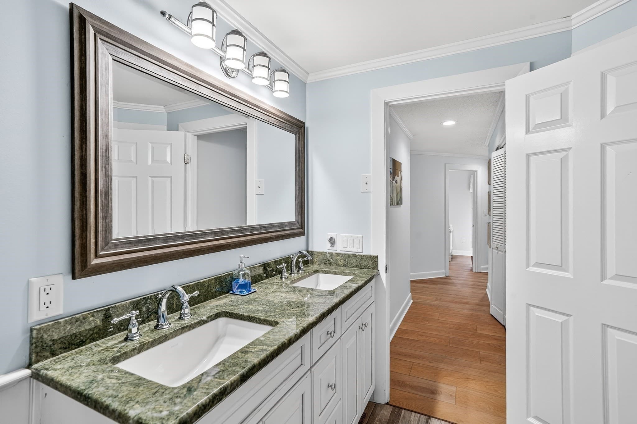 Single Family Residence at 76 Washque Ave, Edgartown MA 02539, Edgartown, photo 35 of 42