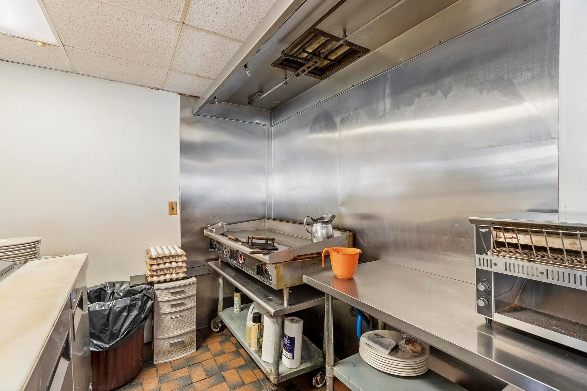 Commercial Sale at 777 Confidential, Methuen MA 01844, Methuen, photo 21 of 28