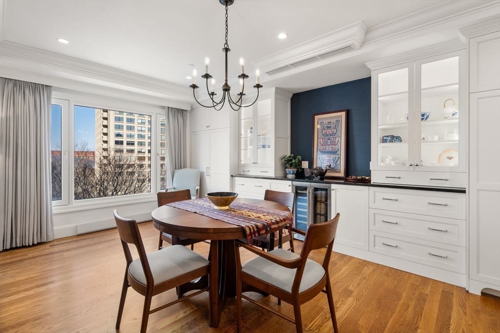 Condominium at 20 Rowes Wharf # 701, Boston MA 02110, photo 6 of 42