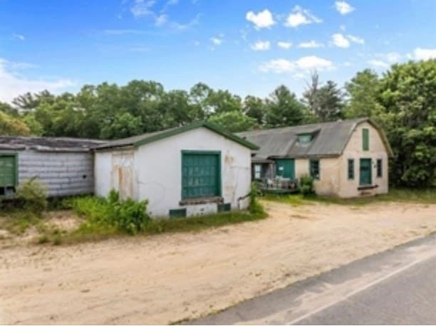 50 Carver Rd, Wareham MA 02576 photo 3