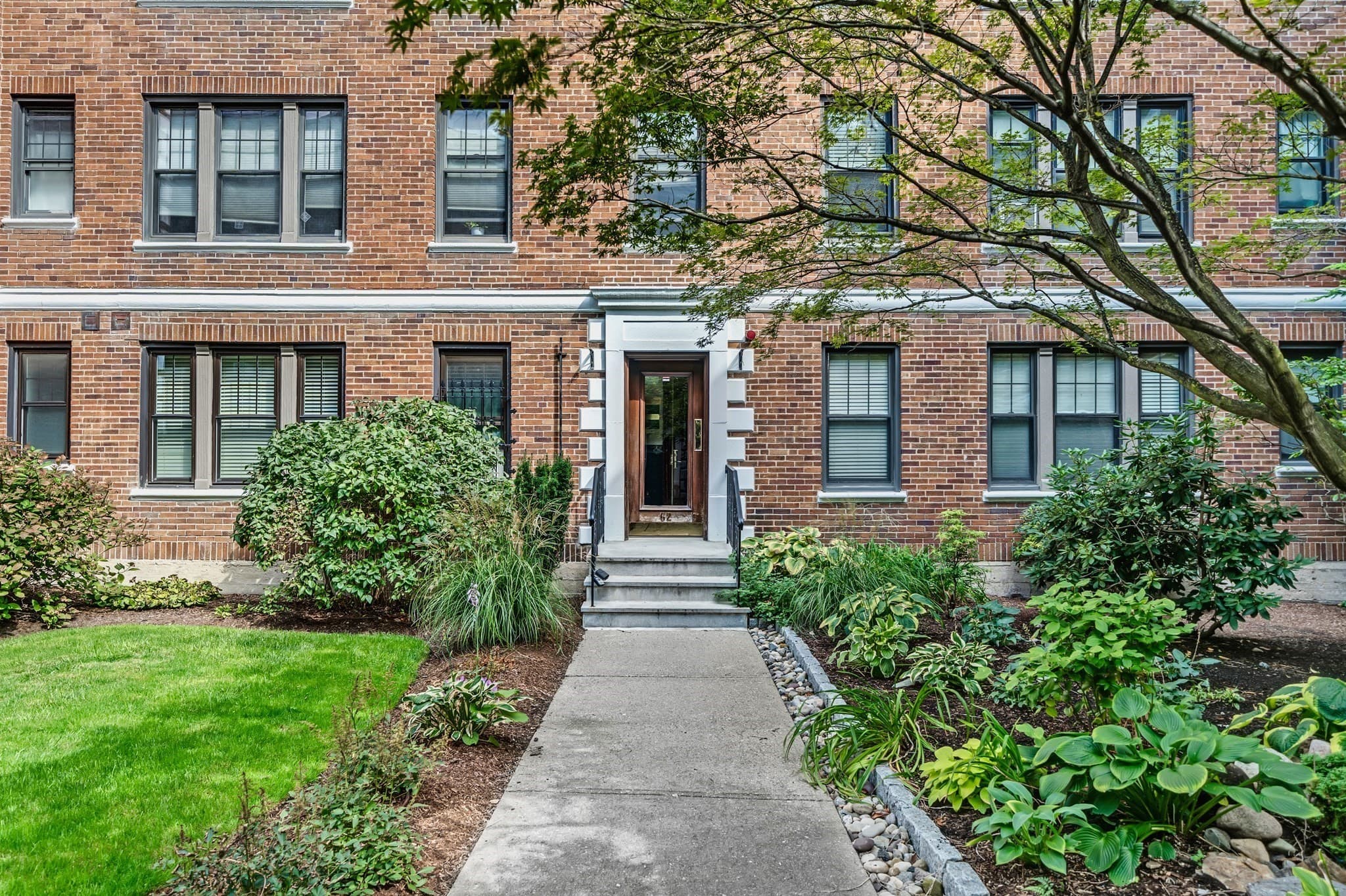 Condominium at 62 Queensberry St # 204, Boston MA 02215, photo 2 of 18