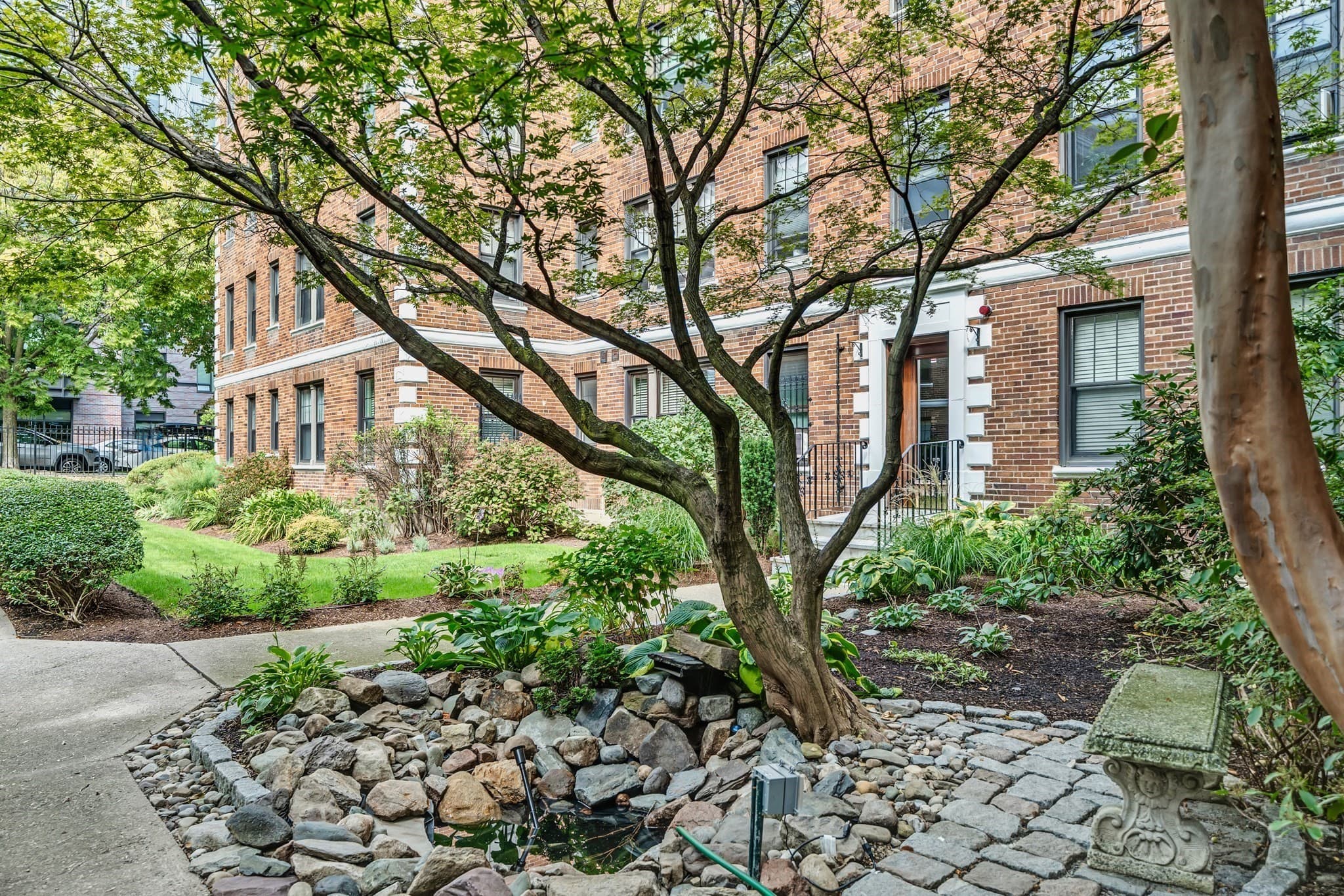 Condominium at 62 Queensberry St # 204, Boston MA 02215, photo 3 of 18