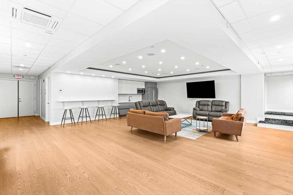 Condominium at 932 Broadway # 208, Chelsea MA 02150, Chelsea, photo 18 of 24