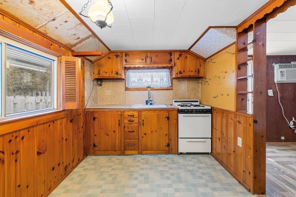 27 Bayview Ave, Fairhaven MA 02719 photo 24