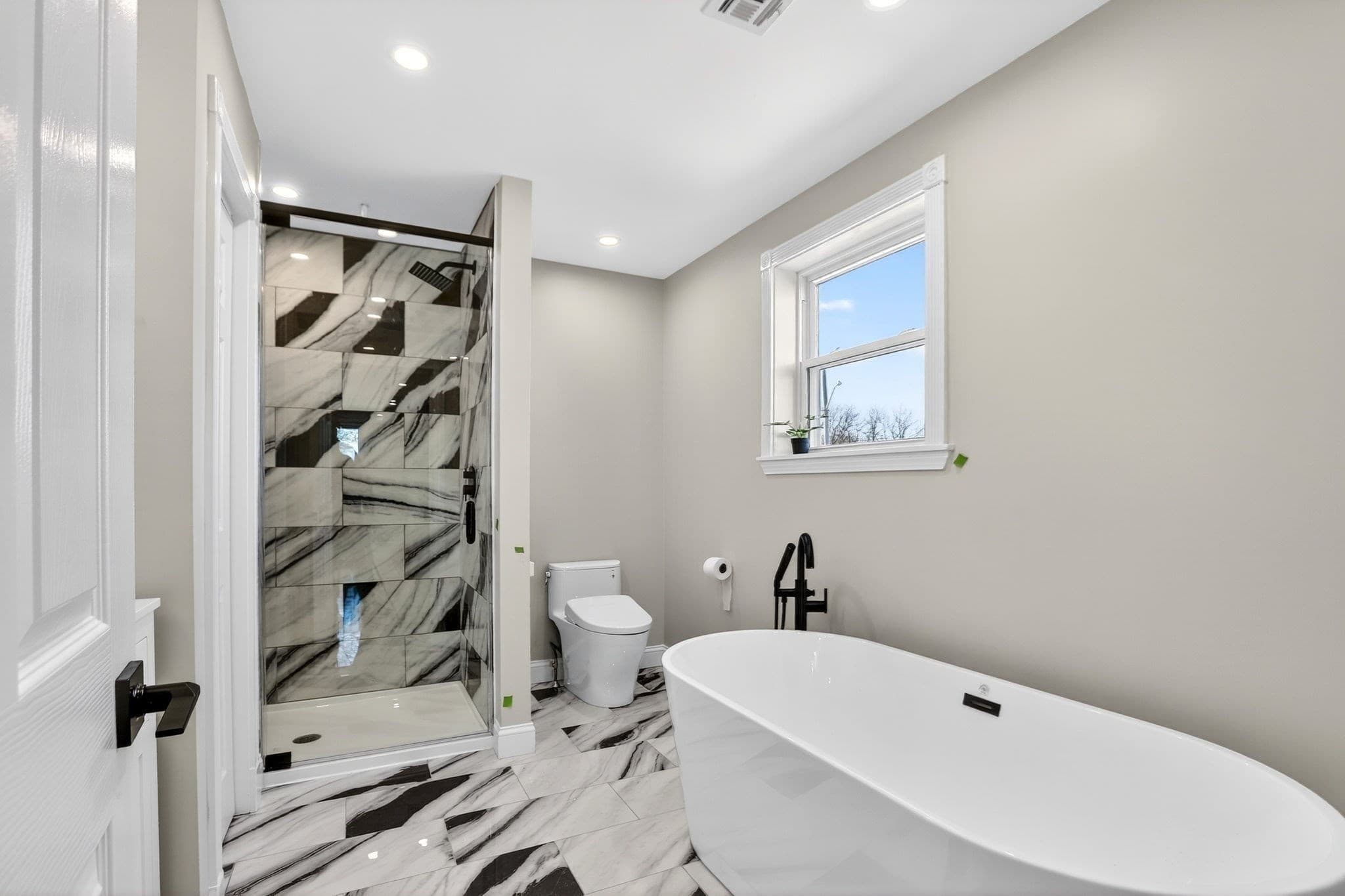 Single Family Residence at 1 Goddard Dr, Nahant MA 01908, Nahant, photo 23 of 33