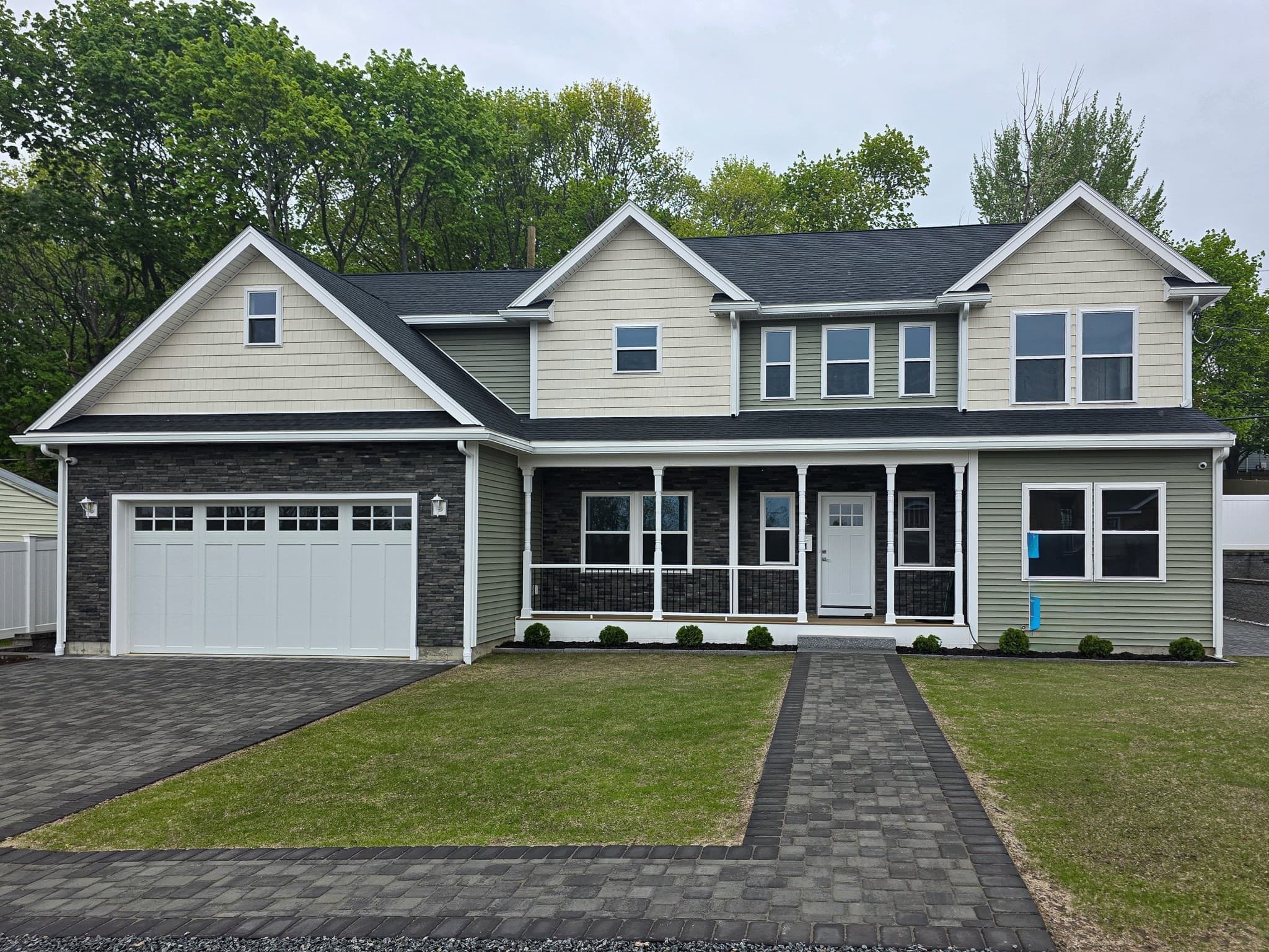 1 Goddard Dr, Nahant MA 01908