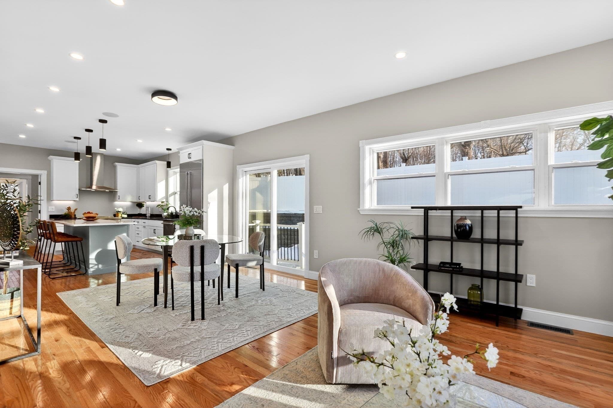 Single Family Residence at 1 Goddard Dr, Nahant MA 01908, Nahant, photo 10 of 33