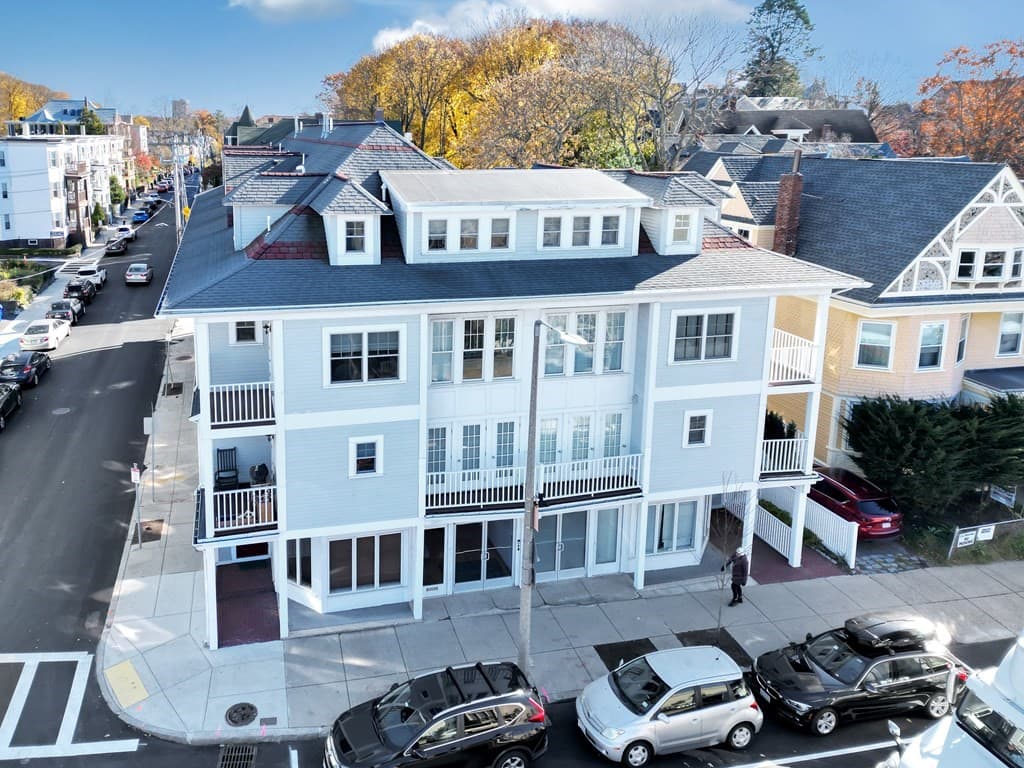 418 Centre Street # A, Boston MA 02130