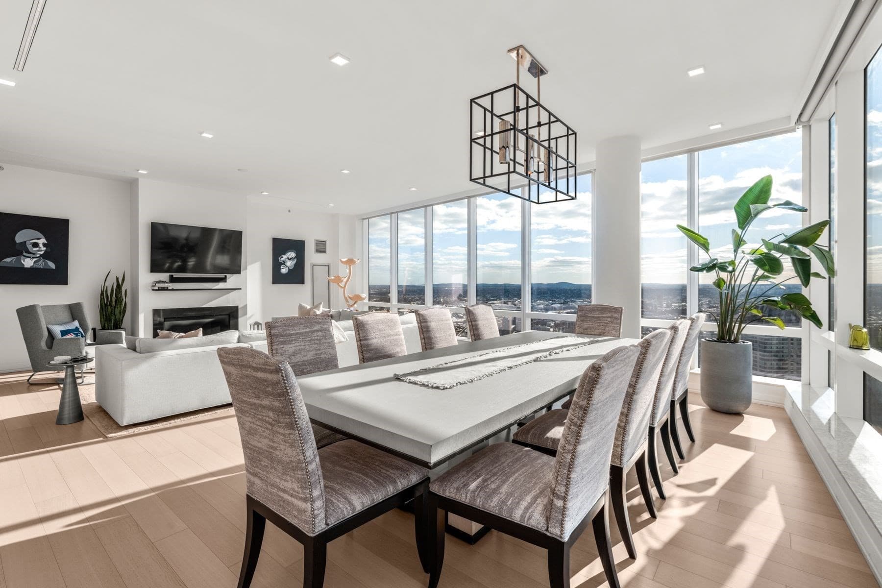 Condominium at 1 Franklin # 5002, Boston MA 02110, photo 5 of 40