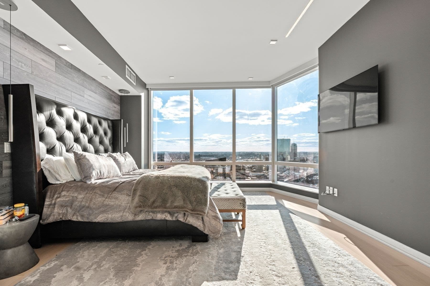 Condominium at 1 Franklin # 5002, Boston MA 02110, photo 18 of 40