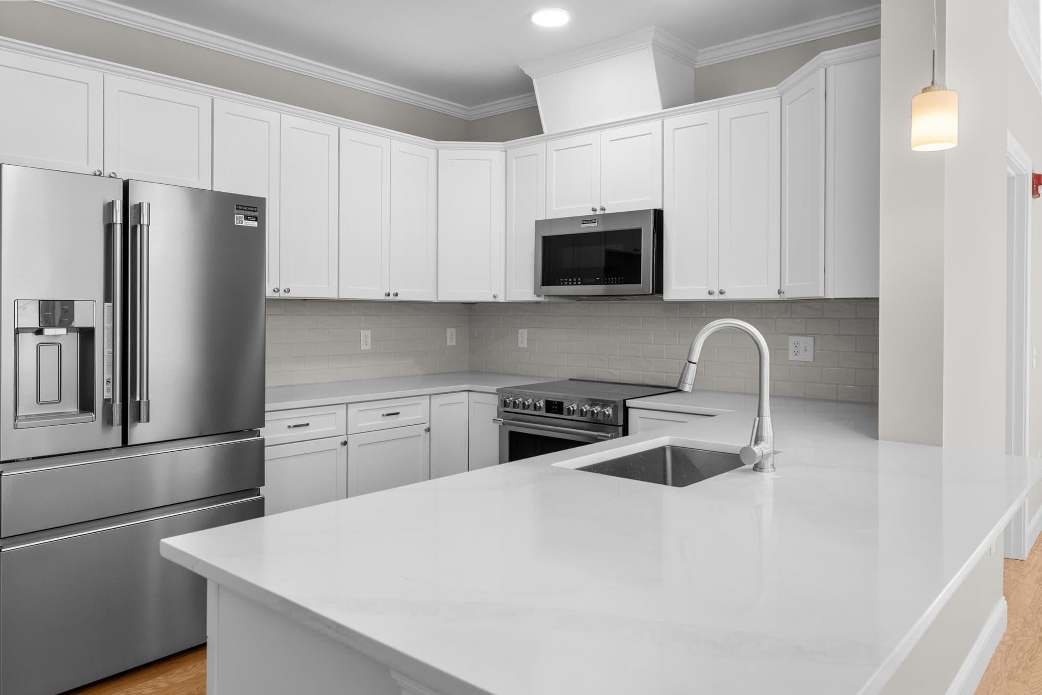Condominium at 485 Blue Hills Parkway # 12, Milton MA 02186, Milton, photo 7 of 21
