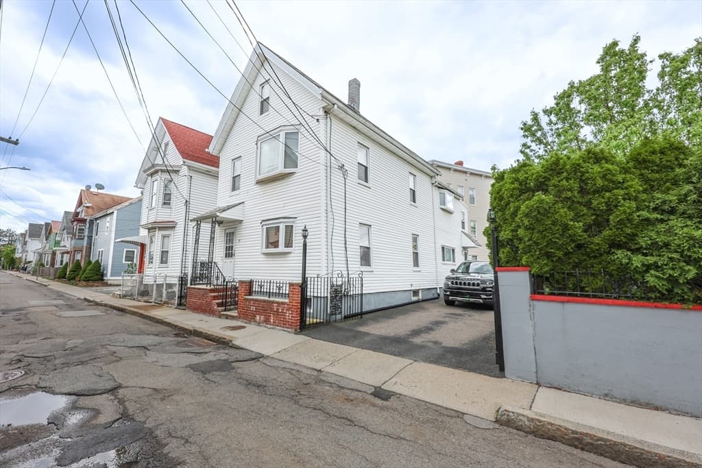34 Franklin Ave, Somerville MA 02145 photo 3