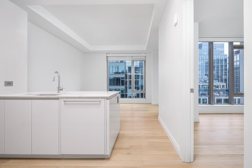 Condominium at 133 Seaport Blvd # 1519, Boston MA 02210, photo 7 of 38