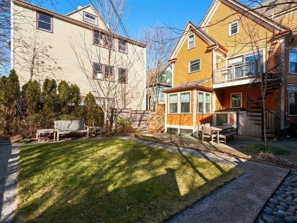 Condominium at 11 Wellesley Park # 1, Boston MA 02124, Boston, photo 15 of 17