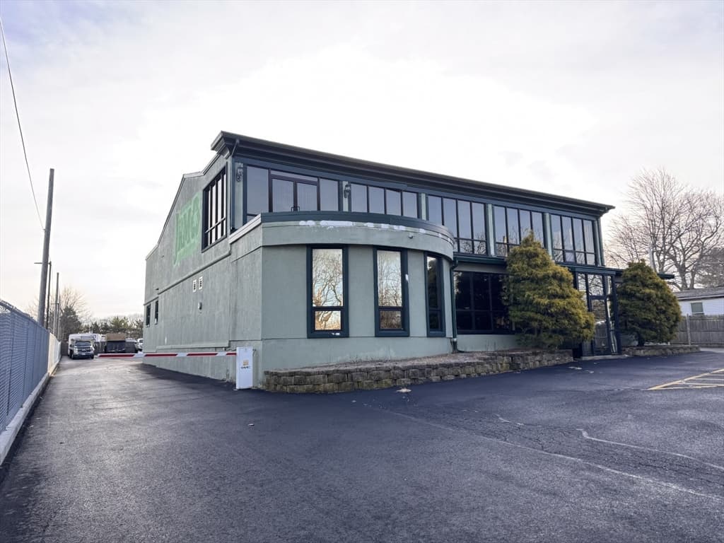 265 Newbury St, Peabody MA 01960