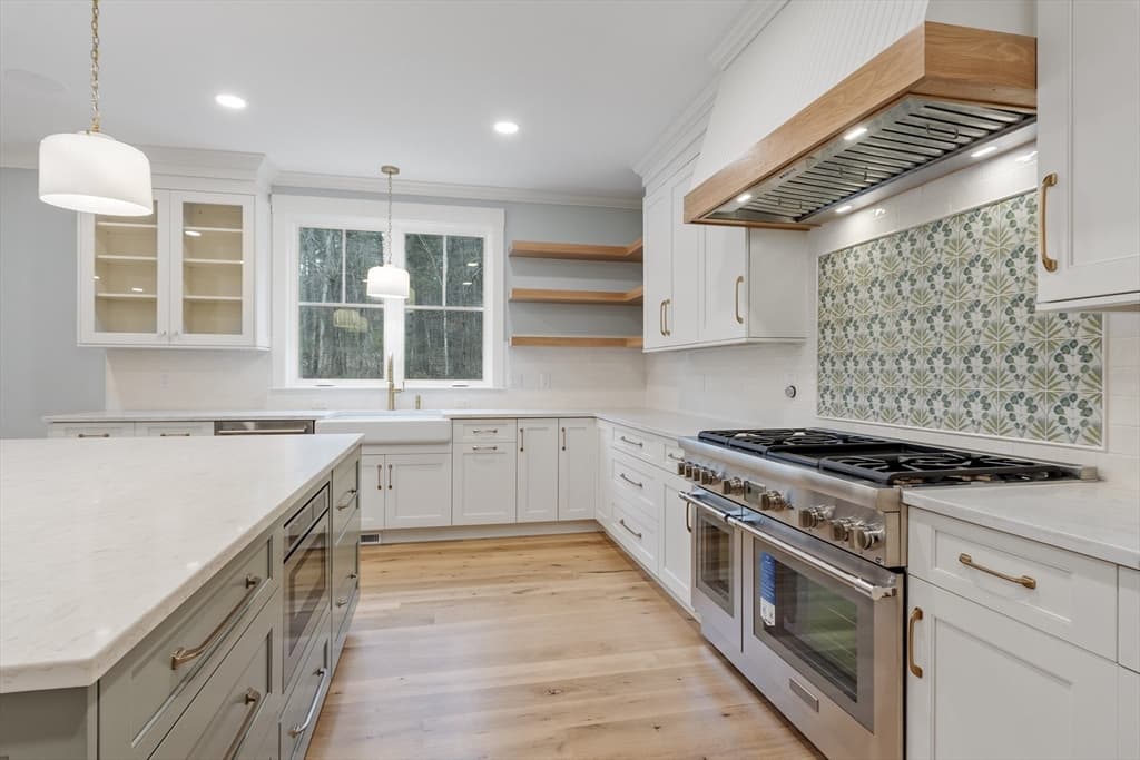 Single Family Residence at 385 Green Road, Bolton MA 01740, Bolton, photo 7 of 28