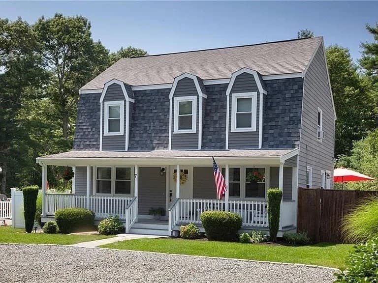 7 Oak St, Marion MA 02738