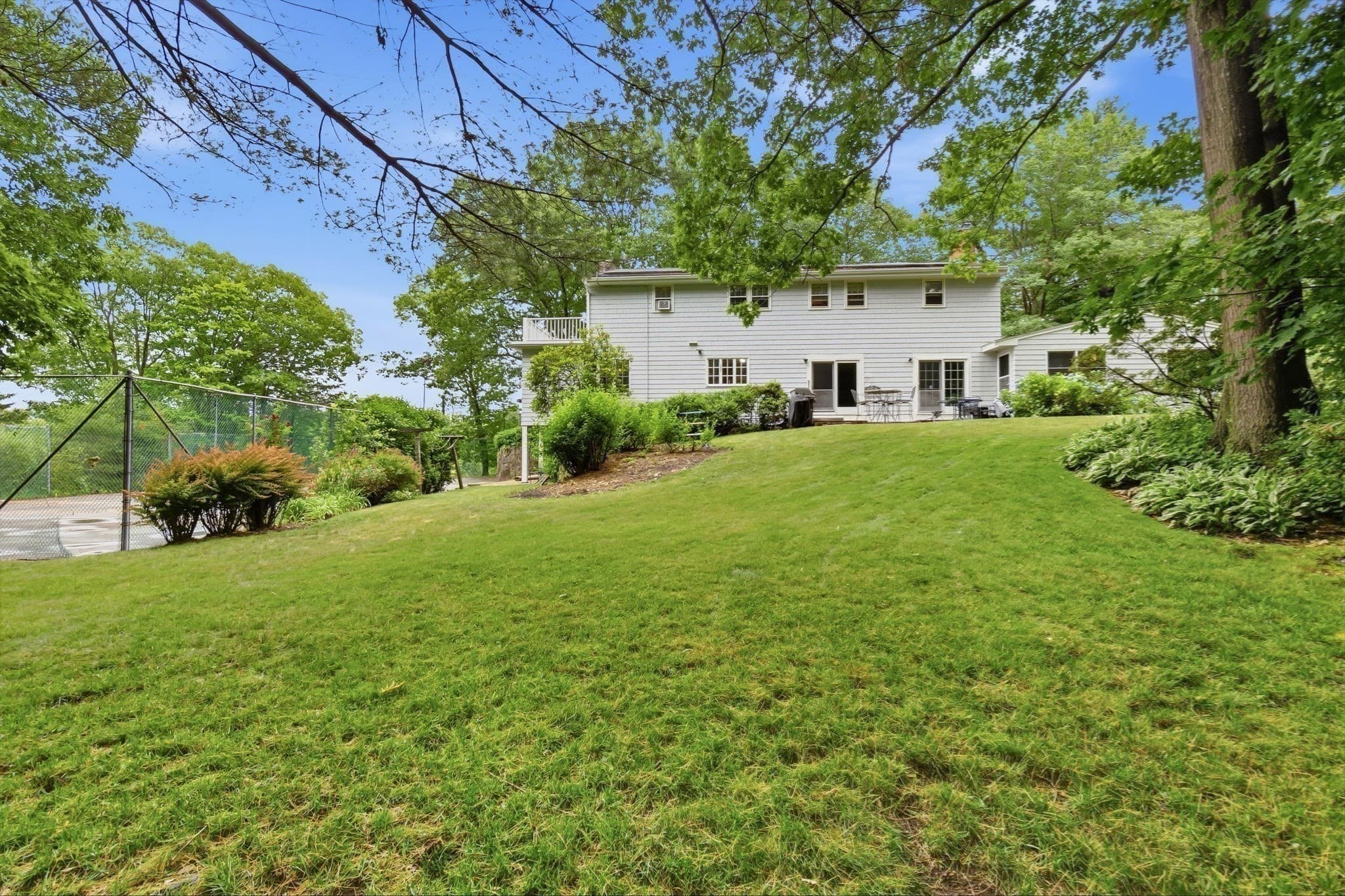 Single Family Residence at 11 Pickman Rd, Beverly MA 01915, Beverly, photo 31 of 40